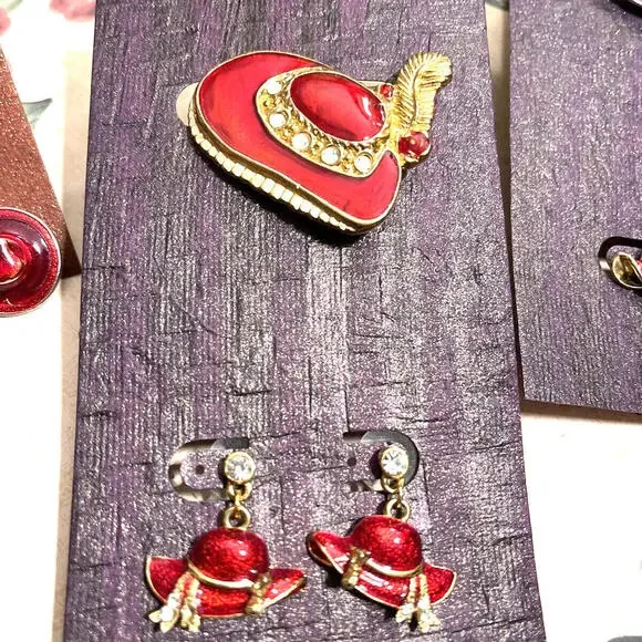 VTG Red Hat Society Jewelry Lot Liz Claiborne Enamel Hat Brooch 3 Sets Earrings - Picture 6 of 9